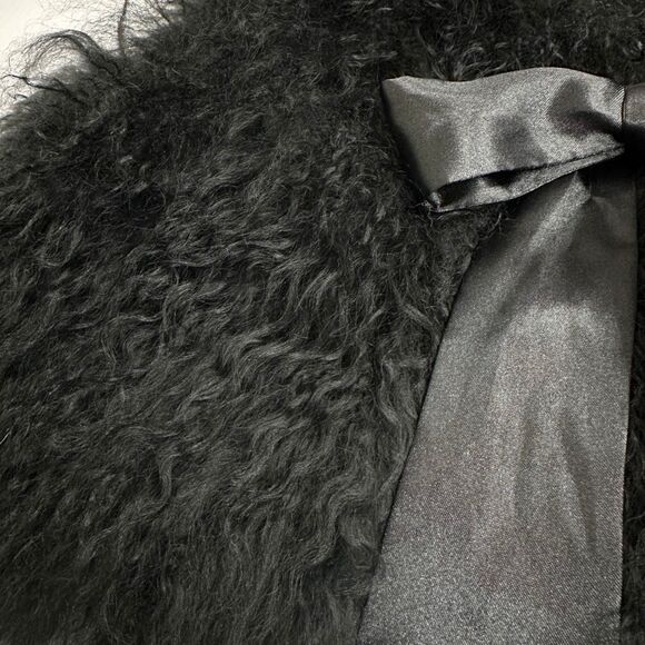 Chaarm NY Tibetan Mongolian Lamb Fur Vest Satin Ribbon XS/S Crop Boho Glam Rock - Picture 13 of 16